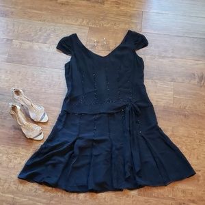1920s flapper inspired little black dress!